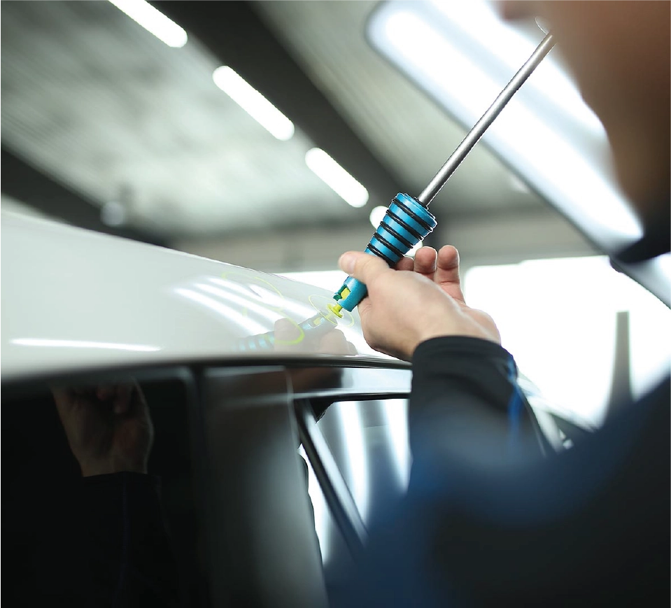 Professional paintless dent removal in Abu Dhabi